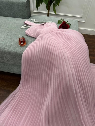 فستان دارين