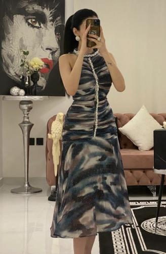 فستان رزان .