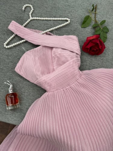 فستان دارين