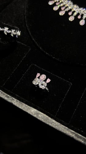 Unique pink set S8