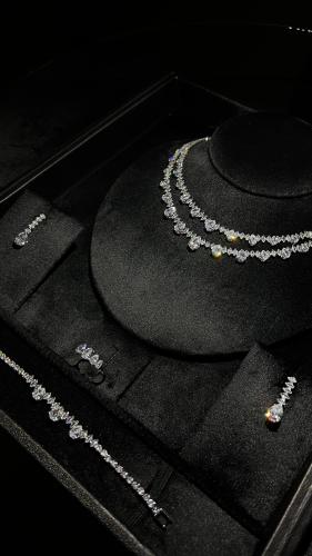 طقم قطر الندى