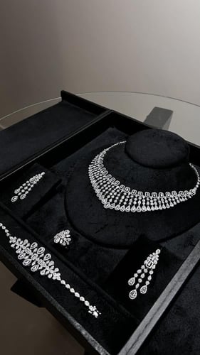 طقم مشابه للألماس تصميم وقفل ألماس وزن ثقيل