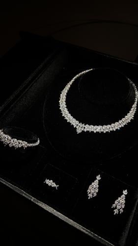 Elegant set 4
