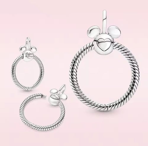 قلادة باندورا ميكي