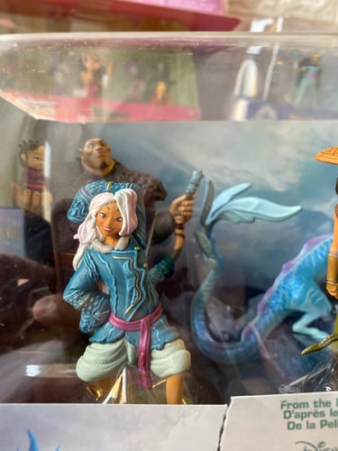 مجسمات رايا