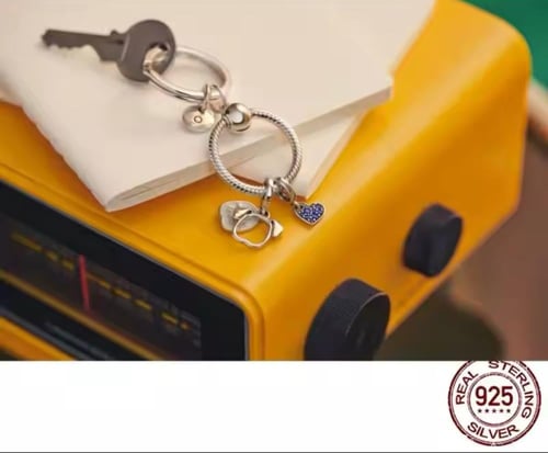 ميدالية مفاتيح باندورا