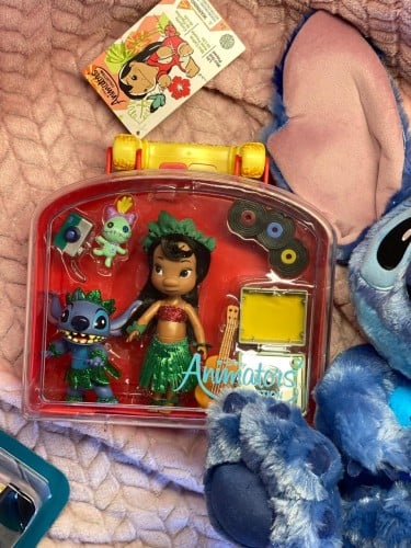 فيقرز بوكس ليلو و ستيتش