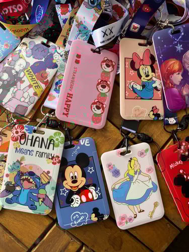 كارد هولدر كوكي مونستر