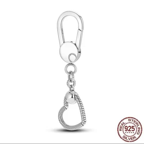 ميدالية مفاتيح باندورا