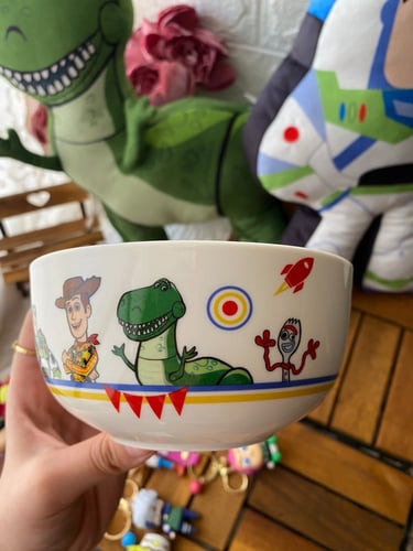 صحن توي ستوري