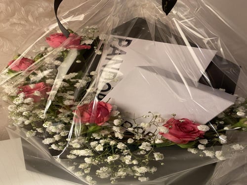 باقة اسوارة او تعليقة باندورا