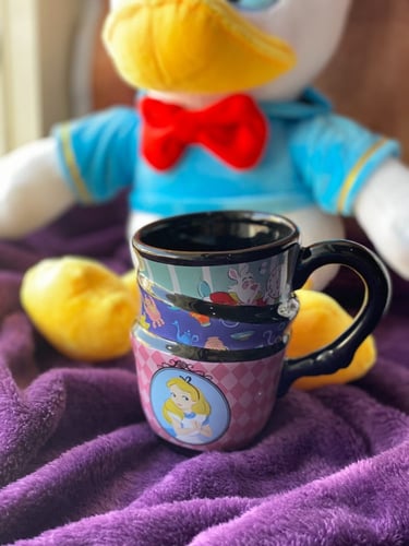 مق | كوب اليس في بلاد العجائب