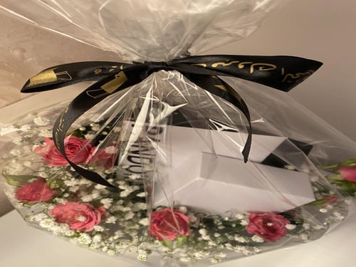 باقة اسوارة او تعليقة باندورا