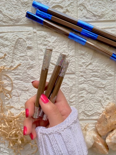 اعواد عود فاخر حجم كبير