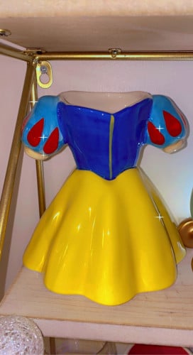 اناء فستان سنووايت