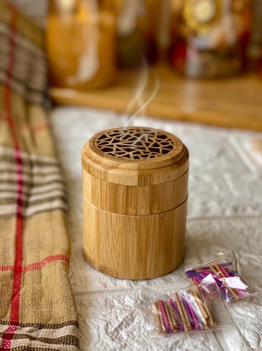 مبخرة كوب السيارة