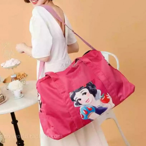 شنطة سفر سنووايت