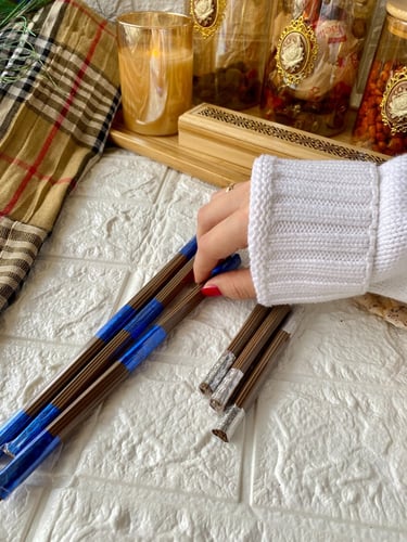 اعواد عود فاخر حجم وسط