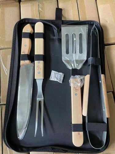 شنطة عدة شوي 4 قطع