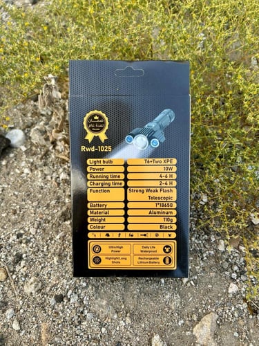 كشاف عقارب رواد البوادي