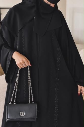 عباية نهى