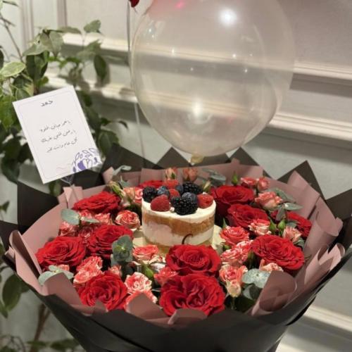 طلب خاص هدية كيكة وبوكيه وعطر