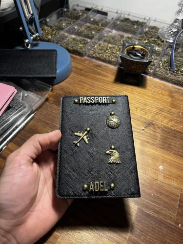 كفر جواز السفر جلد اسود