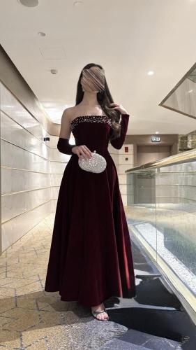 فستان مخمل شتوي تطريز 176