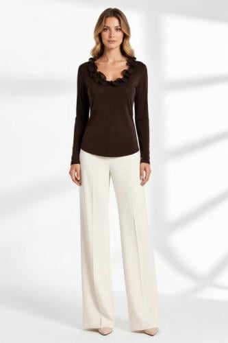 BRUNETTE RUFFLE TOP