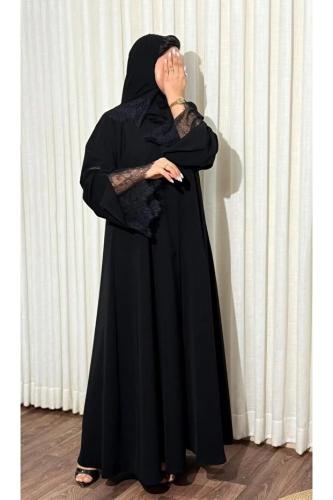 ABAYA ANORA عباية بالون بقماش الكريب مزينة بدانتيل...
