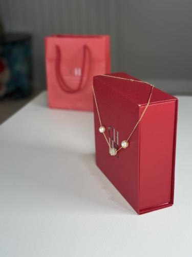 سلسلة كارولينا بلؤلؤتين واحجار ياسمين ch necklace...