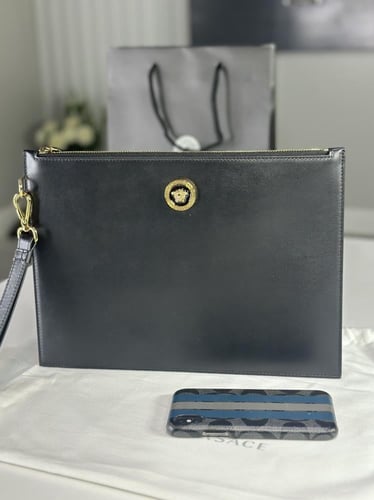 باوتش فيرزاتشي جلد ناعم بلوقو فيرزاتشي - ذهبي/ اسو...