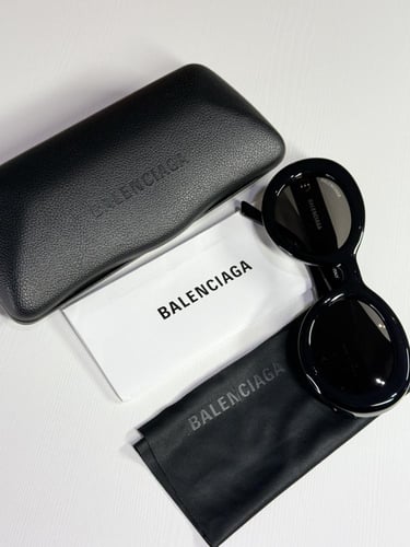 بالنسياغا لكود بلاك نظارة نسائية