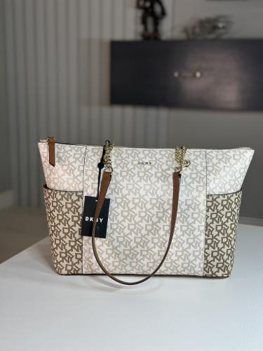 توت دكني كلر بلوك GIGI TOTE سجنشر- ابيض سجنشر/بيج...