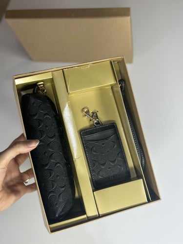 كوتش طقم ليميتد ادشن من كارد هولدر ومحفظه- اسود سج...