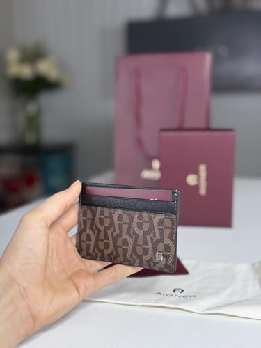 اجنر كارد هولدر ايكون كيس بني ICON COVER CARD CASE