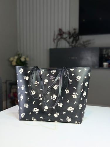 كوتش فلاورد سيتي توت