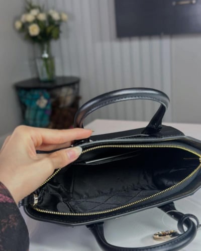 مايكل كورس سمول افريل- اسود/ ذهبي