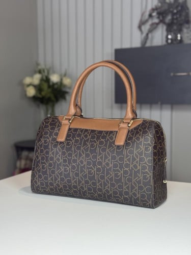 كالفن كلاين روان توب هاندل