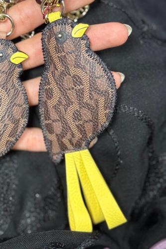 تعليقة طير اجنر بني سجنشر واصفر / تعليقة سياره