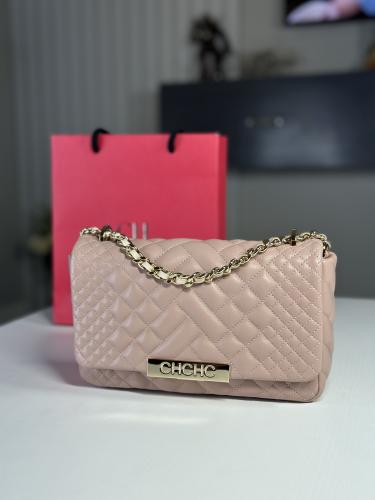 كارولينا شنطة كتف بيمبا بلون نود وطبعة انيقهquilte...