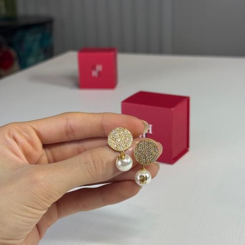 حلق كارولينا هريرا مطلي بالذهب ومرصع بالكريستال مع...