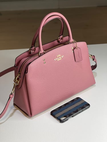 حقيبة كوتش ليلي روز