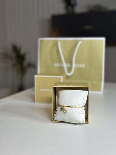 مايكل كورس بنقل ناعم قلب كريستال-ذهبي