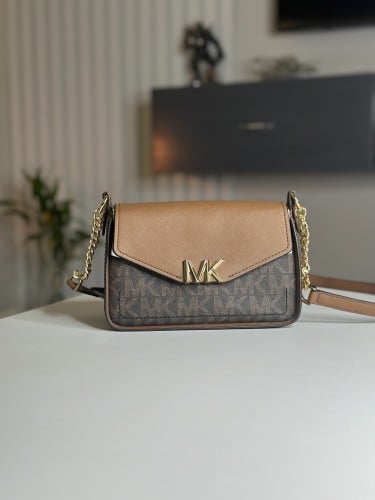 مايكل كورس كروس بودي كلاسيك سجنشر- بني