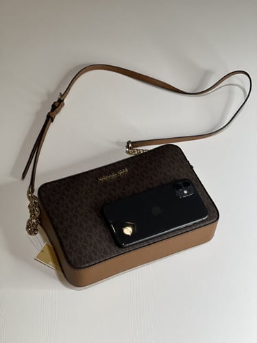 مايكل كورس كام باج