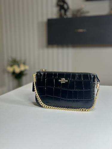 كوتش كلتش كروكودايل لذر CN382- اسود/ ذهبي