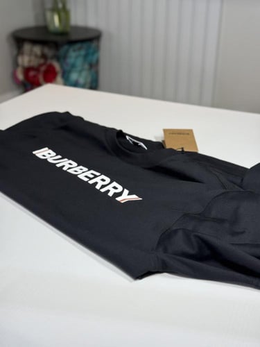 تي شيرت بربري Ellison Graphic T-shirt بلاك كوتن لو...