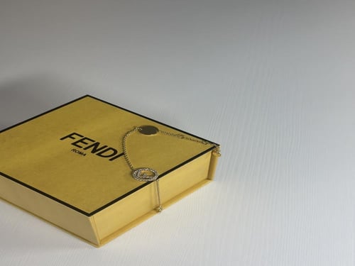 اسوار فندي ذهبي F is Fendi bracelet بكريستال