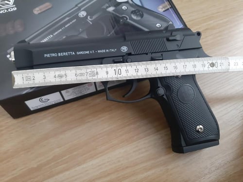 مسدس بريتا الايطاليBERETTA خرز حديد وبلاستيك بمخزن...
